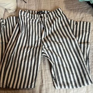 Brandy Melville Striped Ankle Cropped Beach Pant